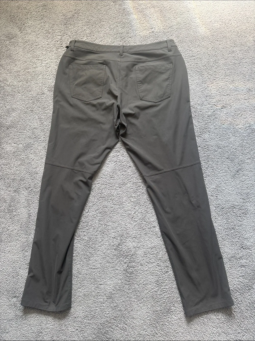 lululemon athletica Men's ABC Pants - Charcoal